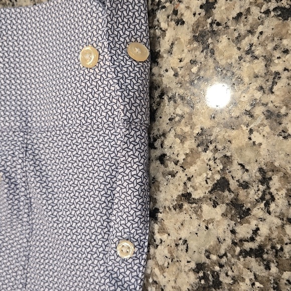 PETER MILLAR SUMMER COMFORT BUTTON UP LONG SLEEVE BLUE AND WHITE SHIRT. SIZE XL. - Picture 5 of 6